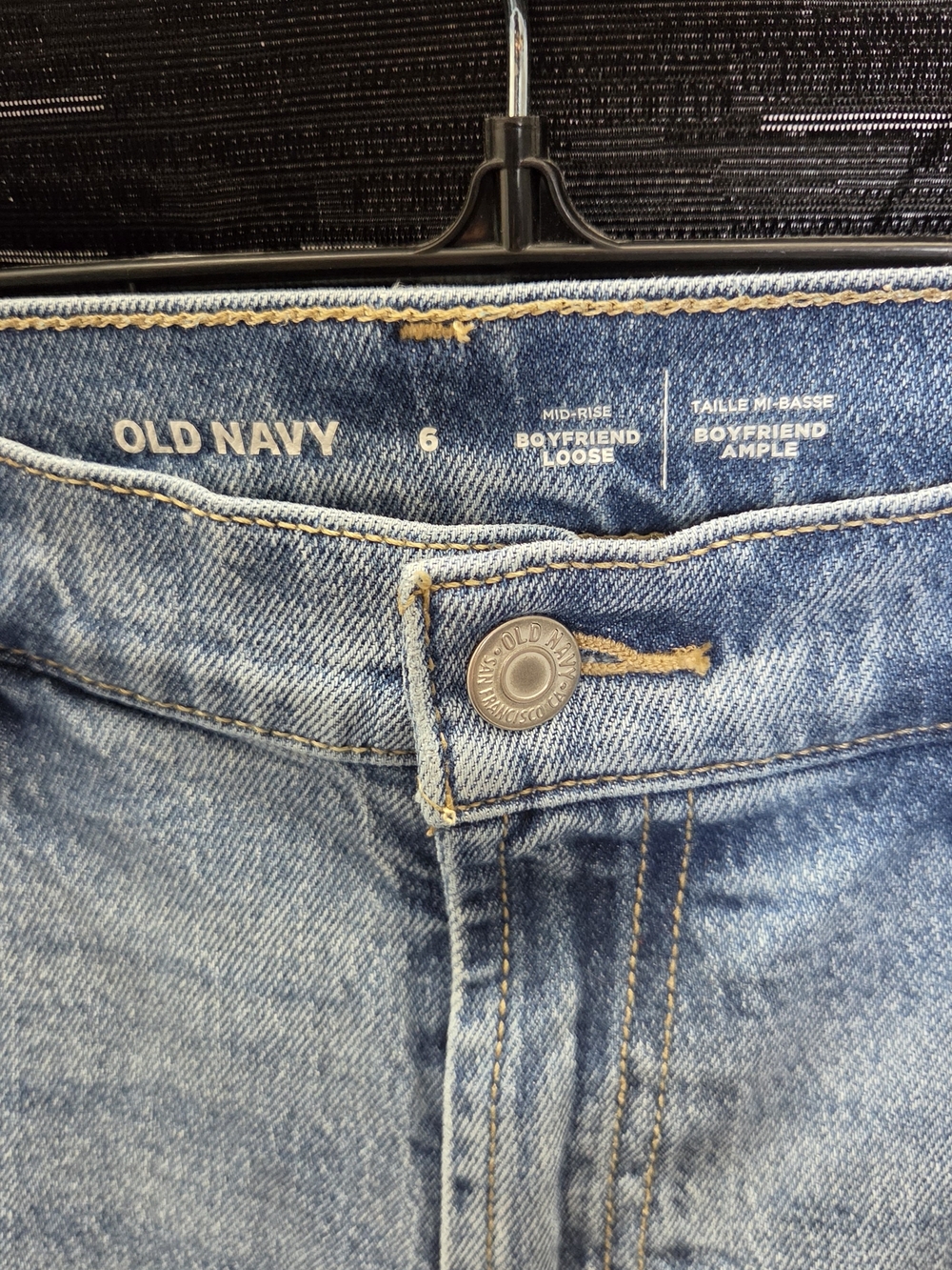 Old Navy Mid-Rise Boyfriend Jeans - Light Blue